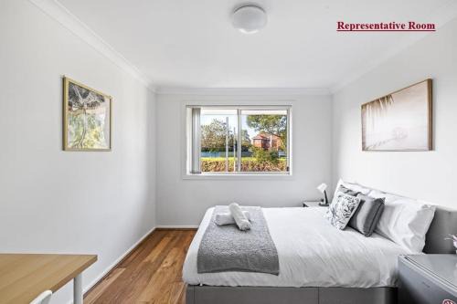 Panania House | Comfortable Double Room Near Stations & Shops with Kitchen