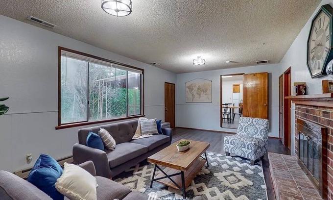 Lakewood House | Tranquil Steilacoom Retreat with Backyard Oasis & Amenities