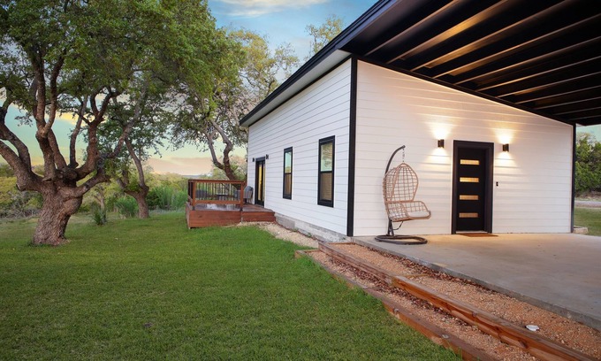 Spring Branch House | Scenic Hill Country Casita with Patio and Kid-Friendly Amenities