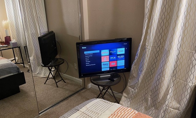 Dublin Condo | Tranquil 1-Bedroom Retreat with Pool in Dublin, CA