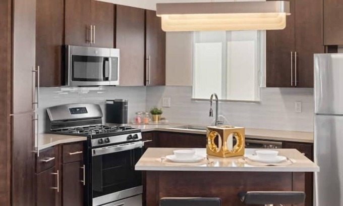 Biggs Field House | Discover a Serene Moroccan Oasis with Child-Friendly Amenities