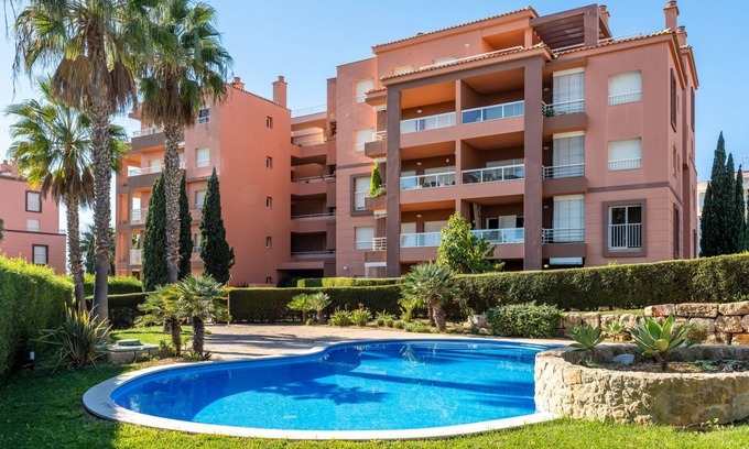 Praia da Rocha Apartment | Elegant Oceanfront 1 BDR Apartment with Private Patio