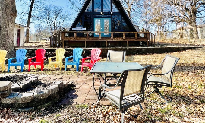 East Tawakoni House | Serene Retreat A-Frame with Lakeview