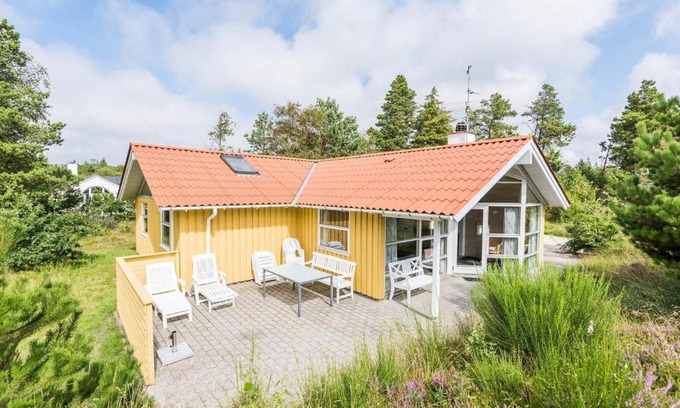 Henne House | Kid-Friendly Holiday Home Henne XVI - 4-Star Comfort