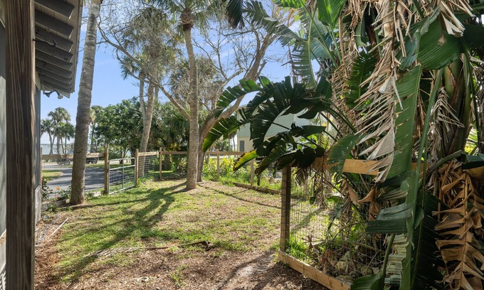 Indian River Estates House | Tranquil Riverside Getaway with Pet-Friendly Amenities