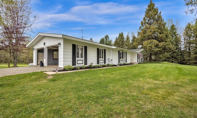 Little Suamico House | Discover the Serene Riverside Retreat with Pool & Breakfast