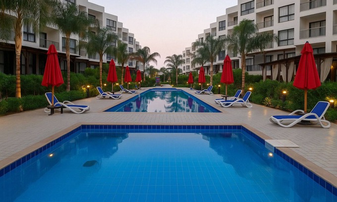 Al-Manasrah Ski Chalet | Explore Porto Said Tourist Resort with Pool and Spa Amenities