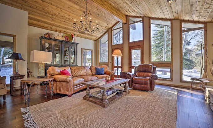 Twin Creeks House | Relaxing Ski Retreat - Minutes from Sun Valley Resort