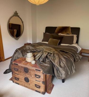 Cygnet Apartment | Serene Studio Retreat in Cygnet with Private Entrance