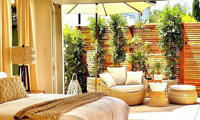 Culver - West Villa | Peaceful Retreat at Venice Beach - Family-Friendly Getaway