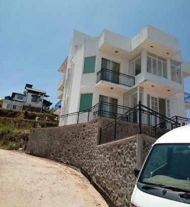 Ambewella House | Budget-Friendly Serene View Guest House for Families