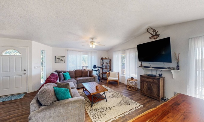 Port Orford House | Tranquil Waterfront Retreat with Lake Views & Home Office