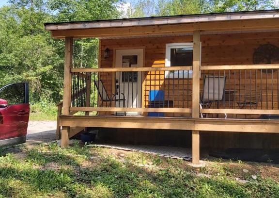 Central Huron Other | Exceptional Serene Westside Tiny Cabin with Private Pool