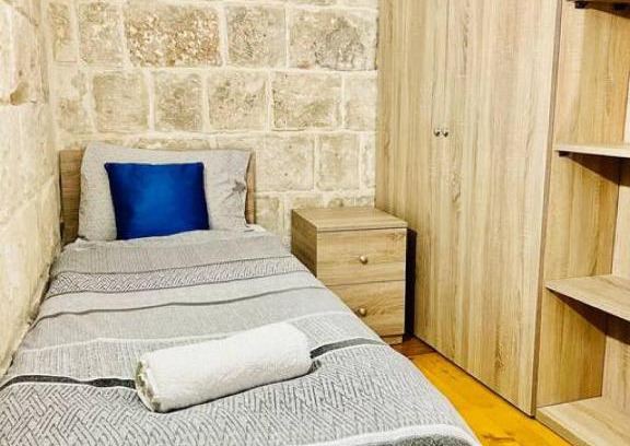 Qormi Apartment | Discover Serenity 2: A Tranquil Escape Awaits