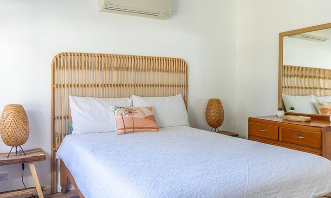 Berrara House | Tranquil Escape at Berrara Beach with Oceanfront Views