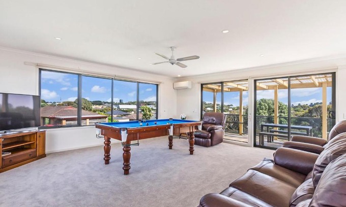 Port Fairy House | Tranquil Serenity: 4-Star Family-Friendly Retreat