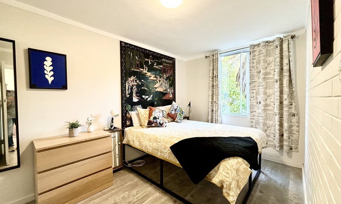Subiaco Apartment | Unwind in Serenity & Comfort at Subi – 10/10 Guest Rated