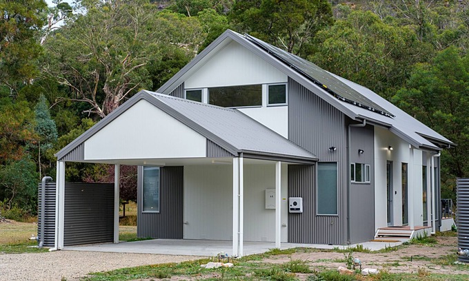 Halls Gap House | Oceanfront Serenity HG4A: 10/10 Guest Rated Town House