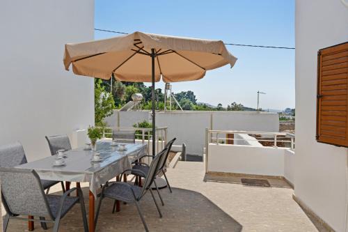 Zia House | Experience Serenity House: 4-Star Family-Friendly Retreat