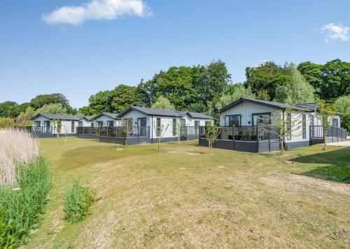 Spalding Resort | Relax at Serenity Lakes: Family-Friendly Retreat Awaits