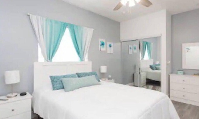 Greater Northdale Apartment | *Serenity place* Hosted by Ricky & Tania