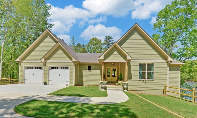 Reed Creek House | Pet-Friendly Serenity Point on Beautiful Lake Hartwell