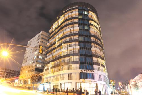 Halkali Hotel | Discover Serenity Suites Near Istanbul Airport with Pool Access