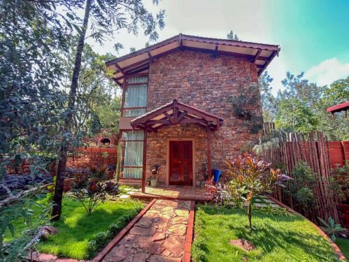 Chikkamagaluru Villa | Relax at Sereno Pool Villa Chikmagalur - 9/10 Guest Rated