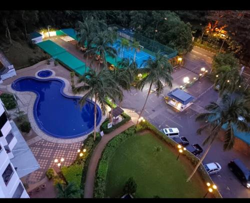 Batu Ferringhi Apartment | Inviting Seri Sayang 2 Bedrooms Resort with Pool Access