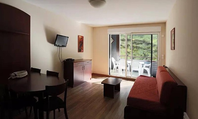 Peyragudes Apartment | Perfect Getaway at Serias Residence - Family Friendly Stay