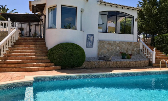 Alcalar Villa | Serra & Mar Beach Country House: Embrace Slow Living Bliss