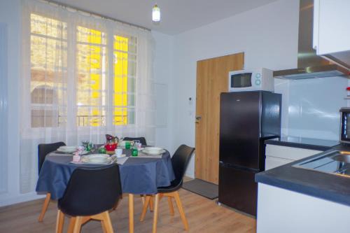 Prats-de-Mollo-la-Preste Apartment | Guest Rated 10/10: Serra-Vernet del Roser Rez-de-chaussée