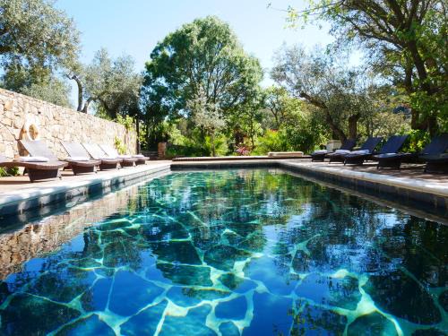 Santa Maria de Marvao House | Exceptional Serra Vida: Oceanfront Retreat with Pool Access