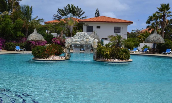 Willemstad Apartment | Bright Studio at Seru Coral Resort with Ocean View & Pool