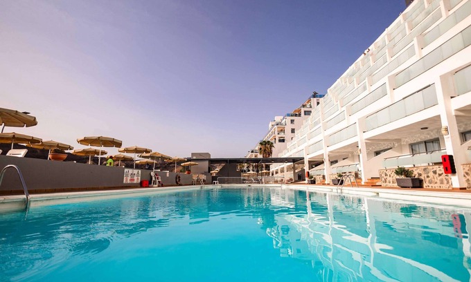 Puerto Rico Hotel | Guest Rated: 8.8 at Servatur Castillo de Sol with Pool & Spa