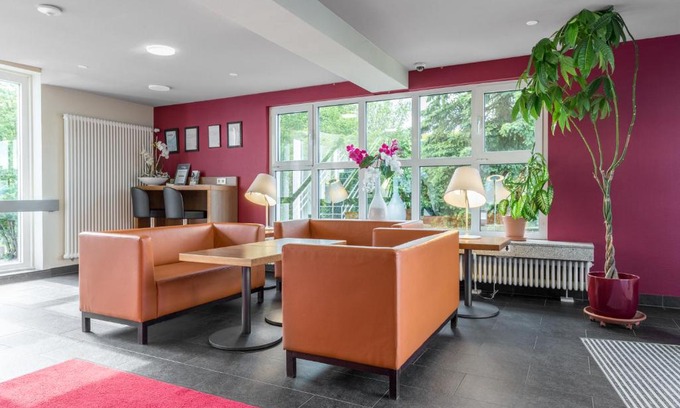 Heiligenroth Hotel | Pet-Friendly Comfort at Serways Hotel Heiligenroth