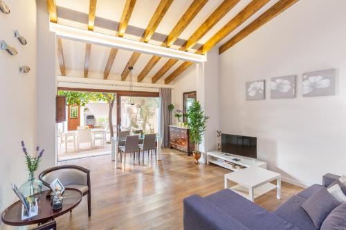 Bons Aires House | Experience Ses Bessones: 4-Star Stay with Family-Friendly Amenities