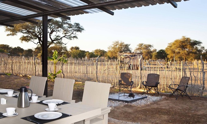 Sesfontein House | Relax at Sesfontein Guesthouse with Pool and Restaurant
