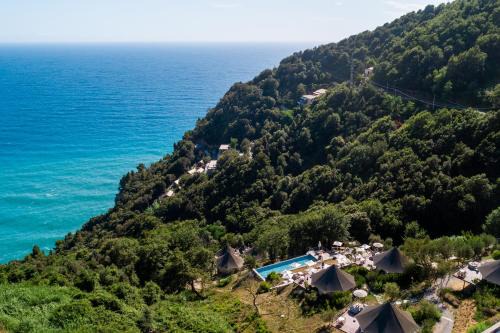 Framura Hotel | Experience Oceanfront Bliss at Sesta Terra Hotel