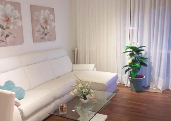 Sesto Calende Apartment | Discover Family-Friendly Stays at Sesto Calende Centro