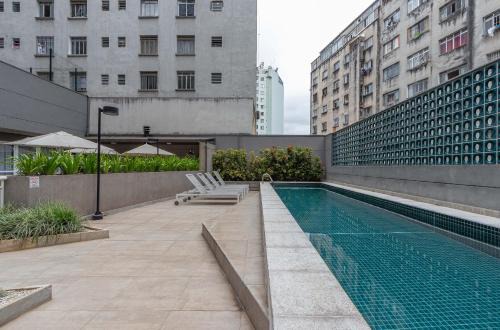 Se Apartment | Comfortable Stay with Pool Near Metro in Central SP