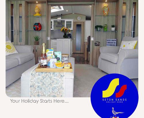 Prestonpans House | Top-Rated Seton Sands Holiday Home with Oceanfront Views