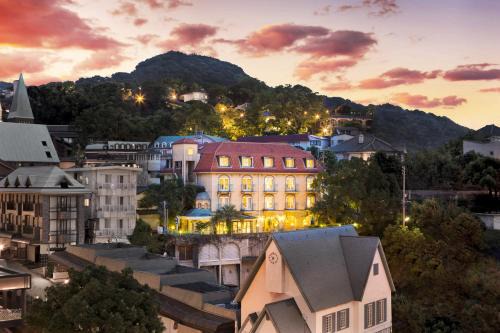 Nagasaki Hotel | Discover Setre Glover's House Nagasaki: 4-Star Retreat with Hot Tub