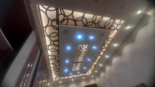 Agouza Apartment | Cozy Hs Shihab Studios: Pet-Friendly Retreat with Hot Tub