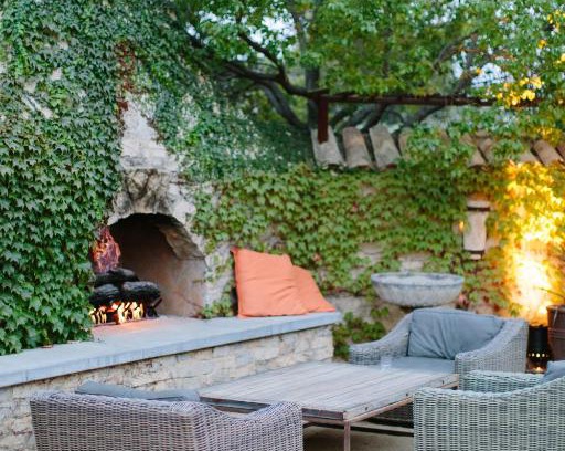 Sonoma Hotel | Explore Seven Branches Venue and Inn: 4-Star Comfort Awaits