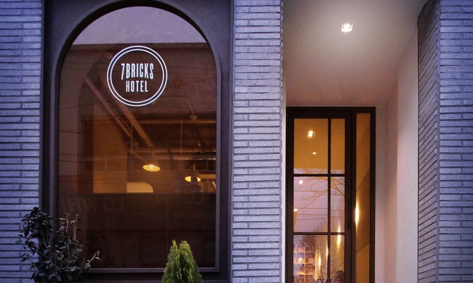 Suncheon Hotel | Budget-Friendly Seven Bricks Hotel with Family Amenities