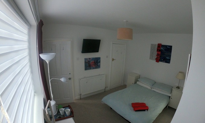 Birchington Apartment | Seaside Getaway at Seven Seas Beach Retreat - Pet Friendly!
