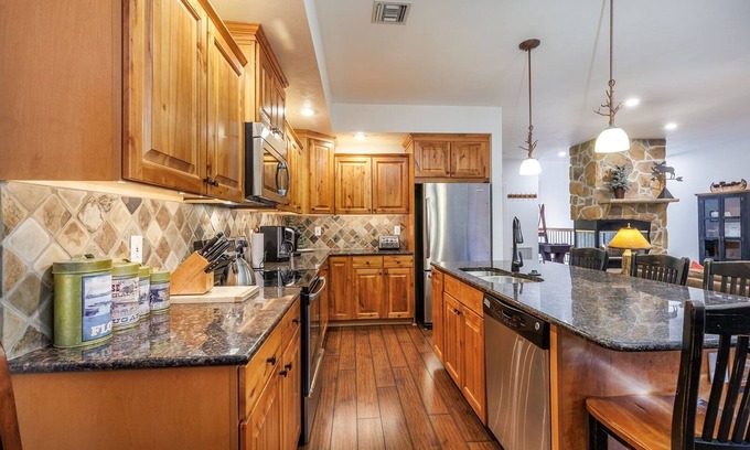 Seven Springs Condo | Experience Seven Springs Woodridge: 4BR Condo with Views