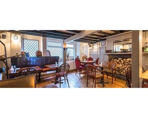 Dartmouth Hotel | Discover Seven Stars: Family-Friendly Escape with Breakfast