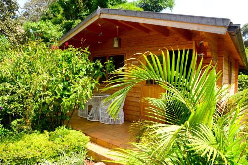 Langata Ski Chalet | Relax at Severine Cottages with Spa and Hot Tub Amenities